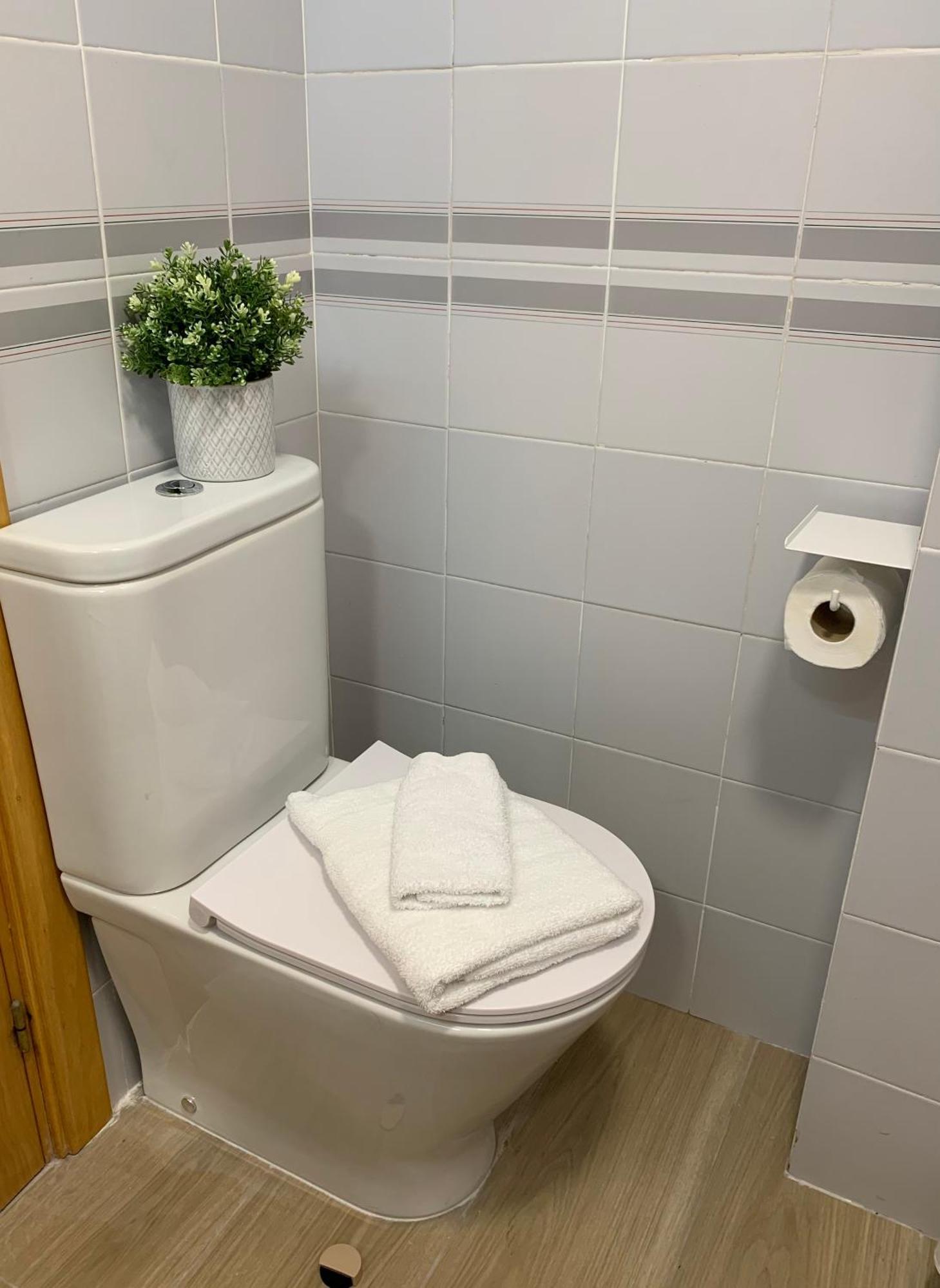 Apartamento Con Vistas Al Mar - Wifi - Aire Acondicionado Empuriabrava Bagian luar foto